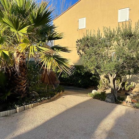 Les Marines D'Helios Villa Le Castellas Exterior photo